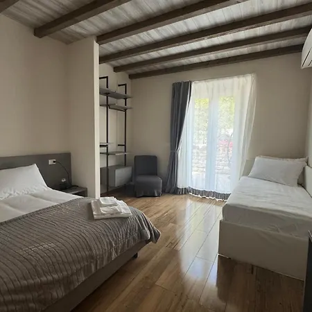 A Un Passo Dal Passo Nocleg ze śniadaniem Pietramala