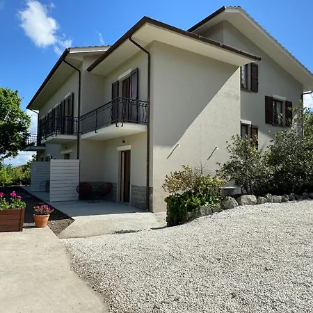 A Un Passo Dal Passo Bed & Breakfast
